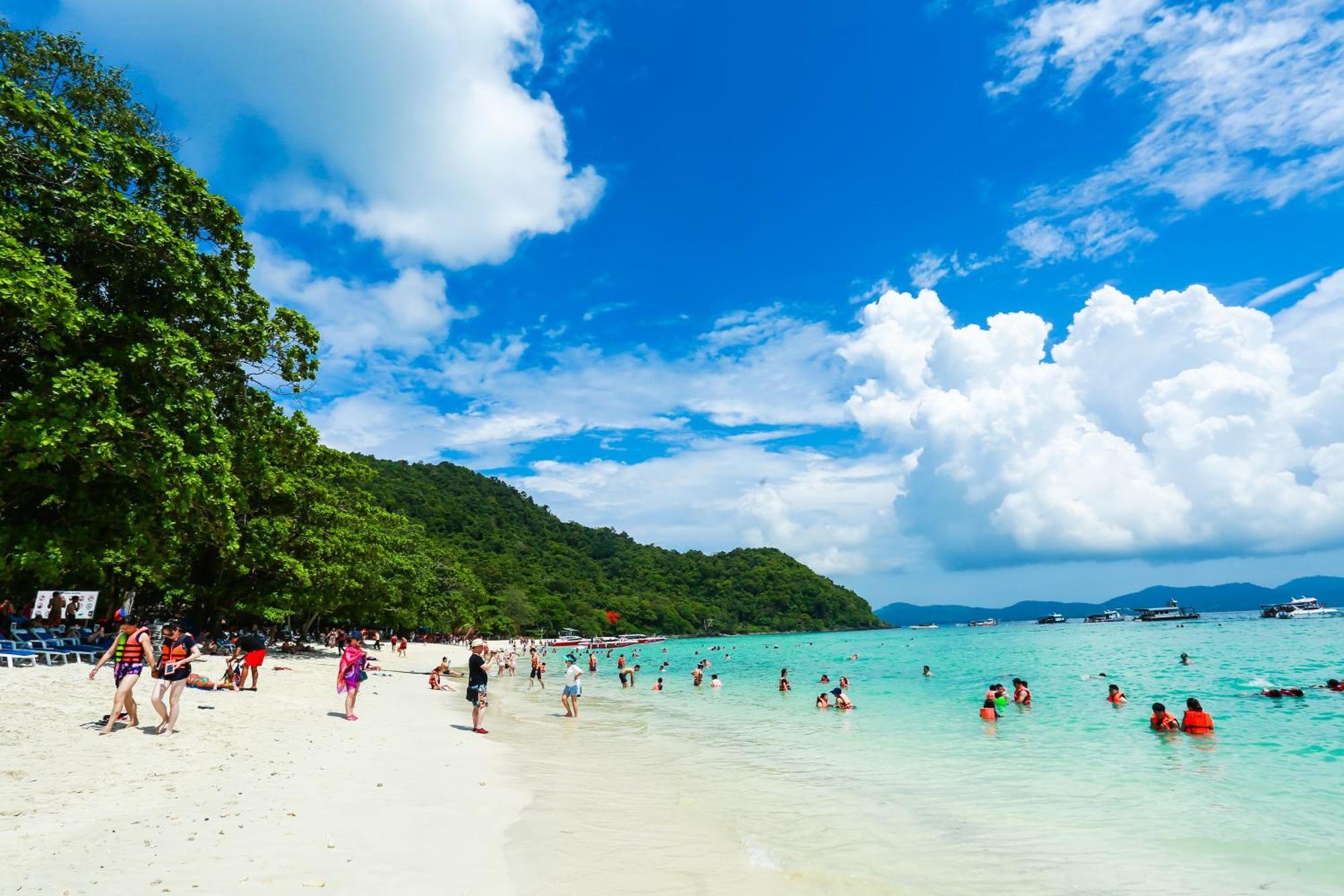 普吉岛-安达曼海景度假村 Pl-Andaman Seaview Resort Karon Kültér fotó